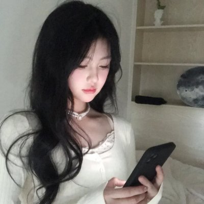 哈啰,我叫朵莉丝